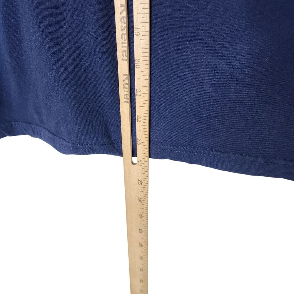 TRUE RELIGION Shirt Mens XL Blue V Neck Horseshoe Logo Cotton Short Sleeve Tee